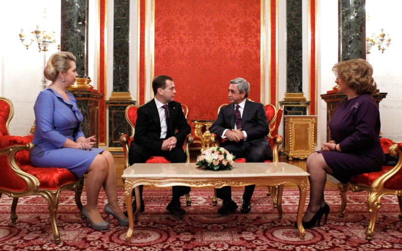Фото 1 Как живет и чем владеет президент Армении Серж Саргсян