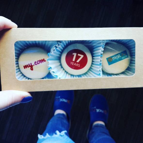 Фото 3 17-летие Mail.ru Group: сладкие подарки и 3D-сюрпризы