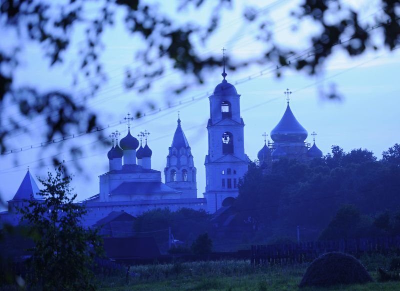 Вид на Никитский мужской монастырь в Никитской слободе (Переславль-Залесский)