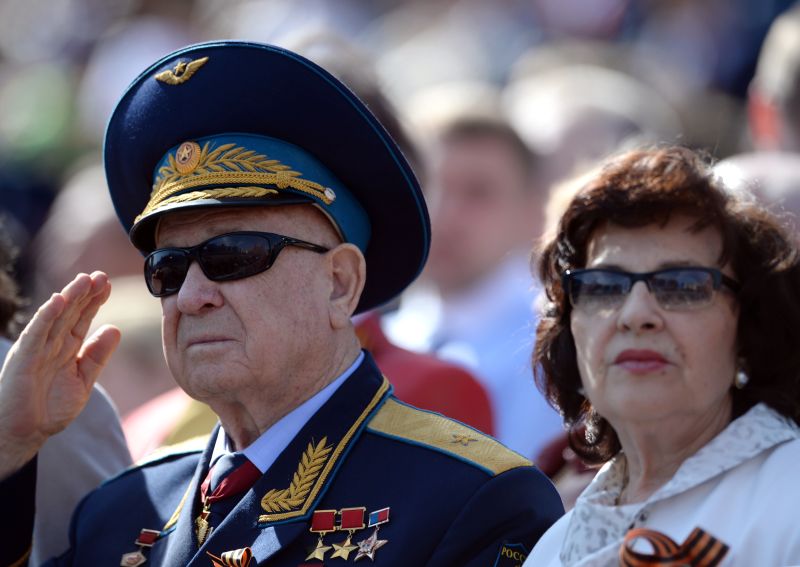 Фото 12 Как в России отмечают 70-летие Великой Победы: парад на Красной площади в Москве и других городах