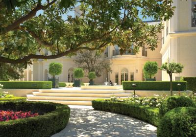 $150 млн., The Manor