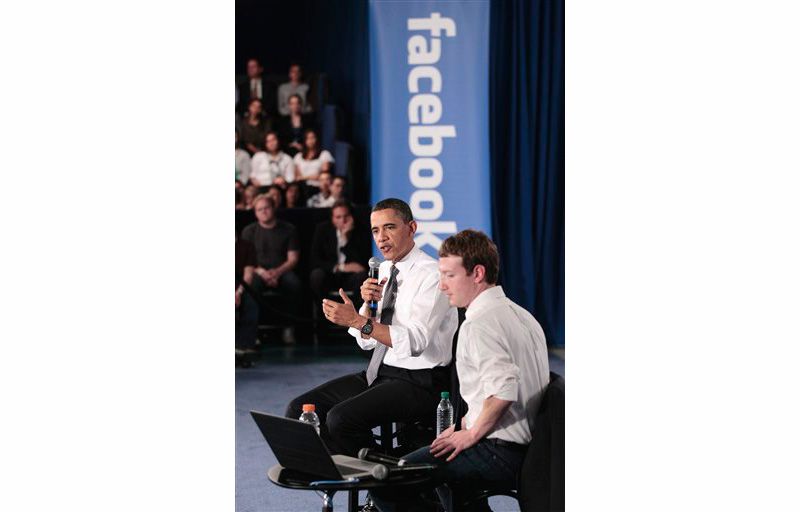 Фото 7 Обама решил получить голоса через Facebook. ФОТО