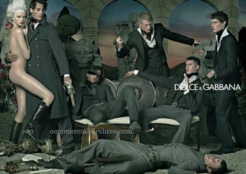 Dolce & Gabbana обвинили в пропаганде насилия