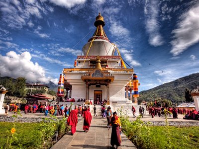 Бутан, 37 тысяч туристов в год