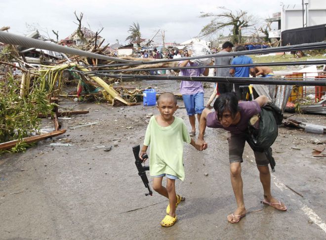 Фото 2 Последствия удара тайфуна "Хайян" (Филиппины)