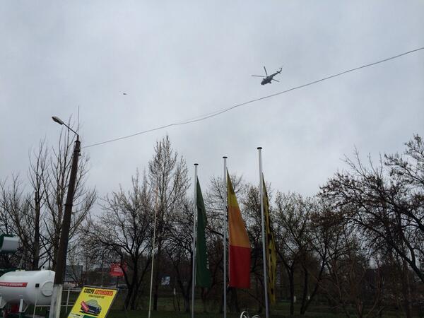 Фото 5 Баррикады и митинги на юго-востоке Украины в фотографиях пользователей Twitter