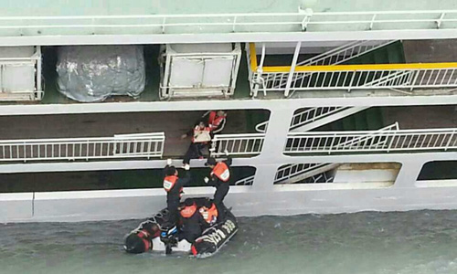 Фото 5 В Южной Корее затонул паром с пассажирами на борту