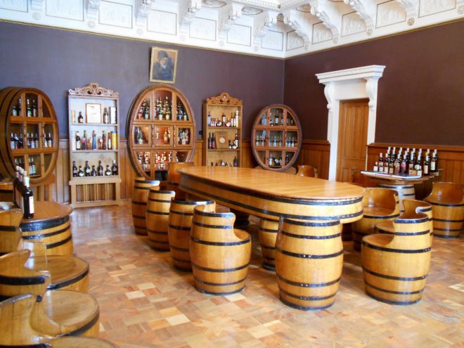 Фото 16 "Массандра": почти 200-летняя история производства крымских вин
