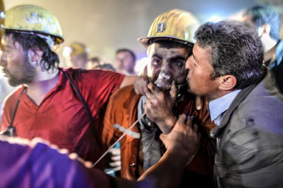 Фото 9 Взрыв на шахте в Турции