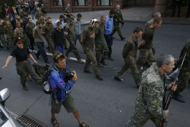 Фото 7 Марш пленных в Донецке 24 августа 2014 г.