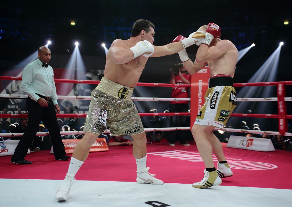 Фото 5 Боксерский поединок за звание чемпиона мира по версии WBC между Дроздом и Влодарчиком