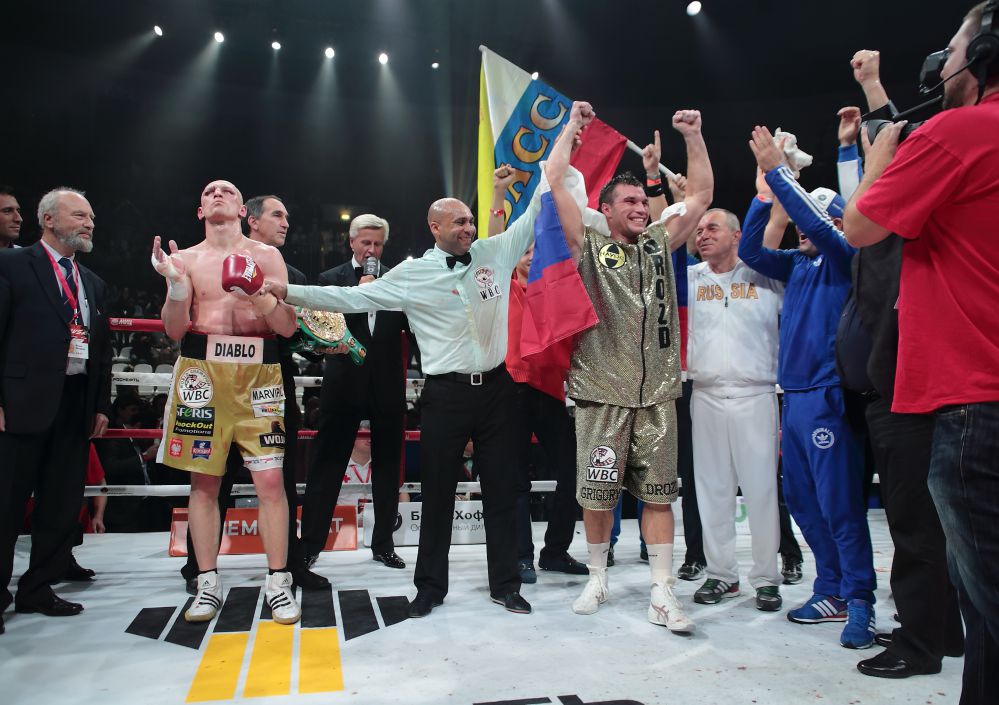 Фото 13 Боксерский поединок за звание чемпиона мира по версии WBC между Дроздом и Влодарчиком