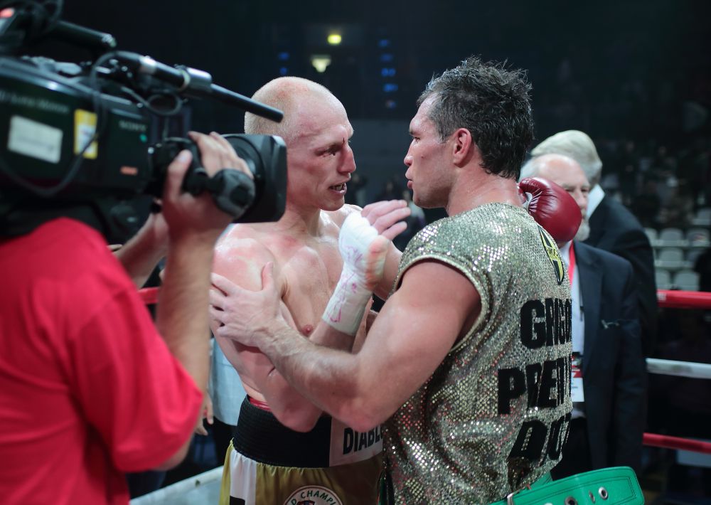 Фото 12 Боксерский поединок за звание чемпиона мира по версии WBC между Дроздом и Влодарчиком