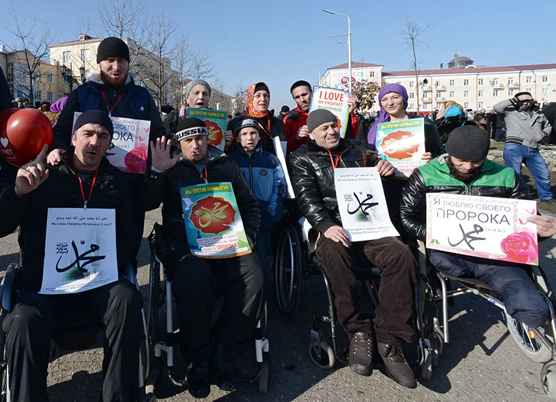 Фото 12 Митинг против карикатур на пророка Мухаммеда в Грозном