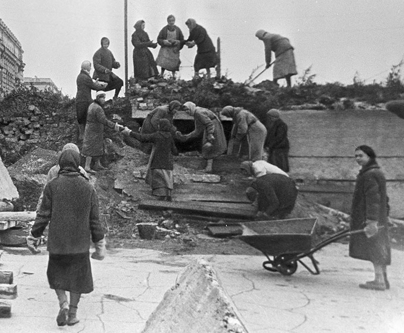 Фото 12 27 января - день освобождения Освенцима и День снятия Блокады Ленинграда
