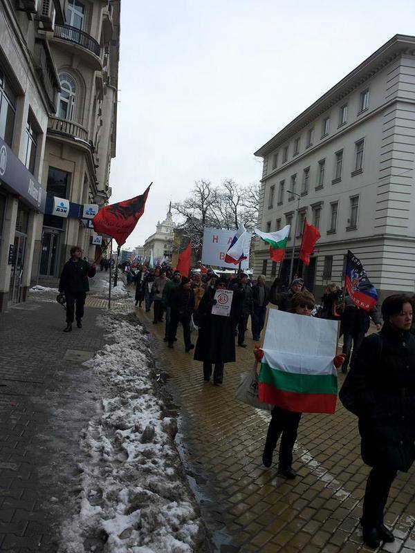 Фото 14 Митинг в Софии против втягивания болгар "в войну с Россией"