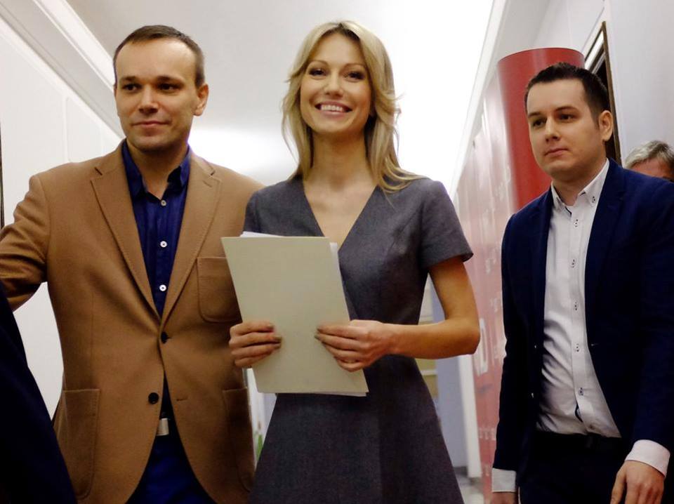 Фото 8 Телеведущая модельной внешности  хочет стать президентом Польши и дружить с Россией
