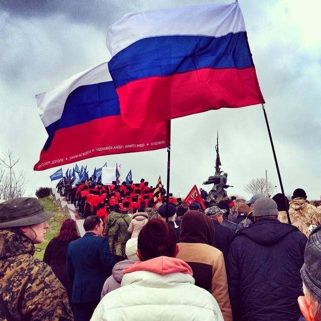 Фото 5 Пользователи социальных сетей о годовщине присоединения Крыма